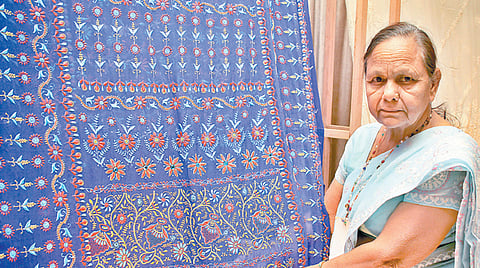 An expert in all the 35 stitches