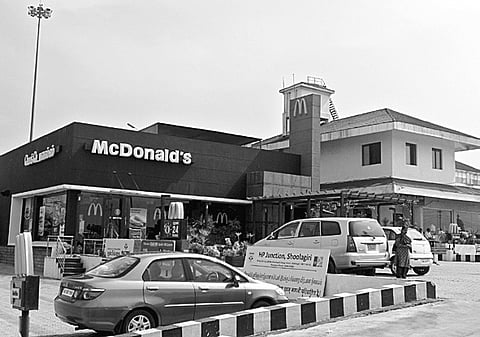 NH 7 turns hot spot for branded food joints