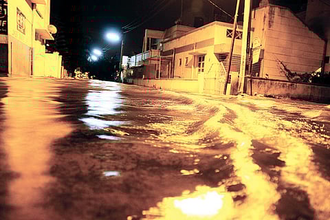 Arekere Lake breaches, sewage floods layout