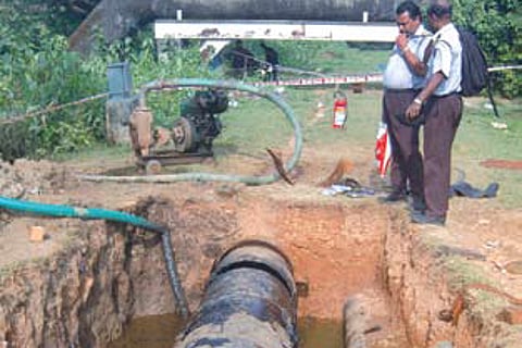 Probe launched into fire accident in oil pipeline