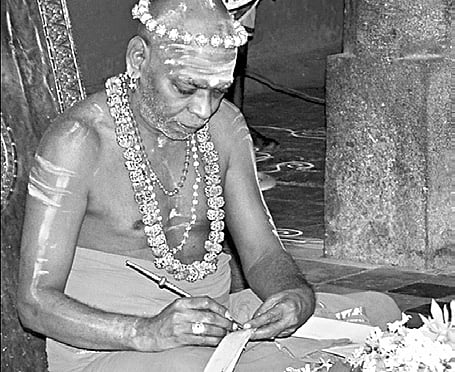 Thiruvavaduthurai mutt head dies, successor named