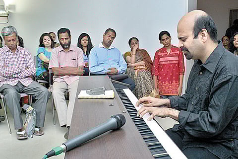 A parallel approach to music