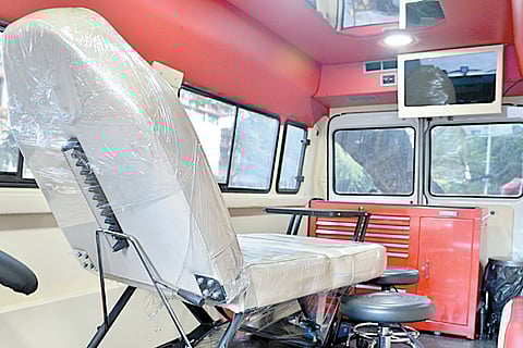 First mobile tattoo studio in Chennai