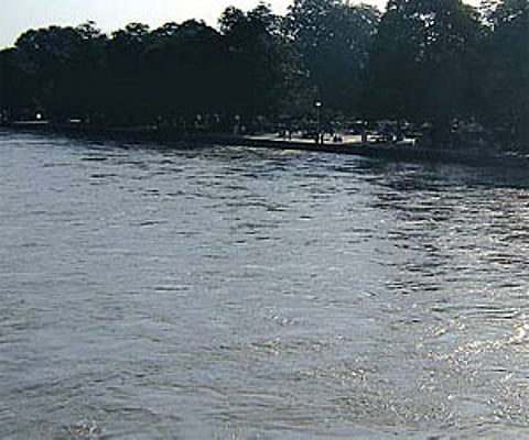 Water copies thought and emotion