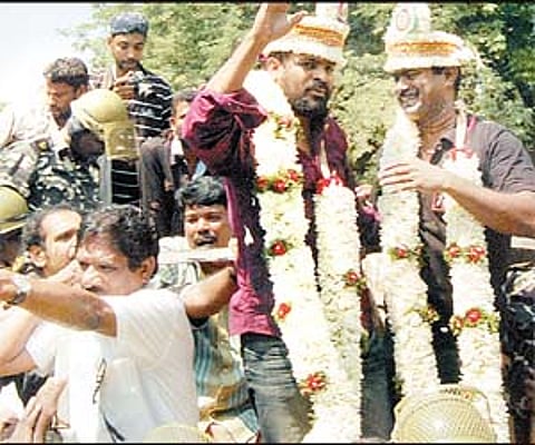 Directors’ cut: Ameer, Seeman walk out of jail, as role mode