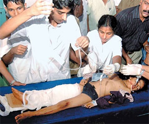 Van mows down 9 school kids