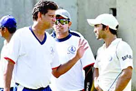 From player to coach: Tamil Nadu Ranji Trophy team coach WV Raman (left) with S Badrinath (centre) and Dinesh Karthik