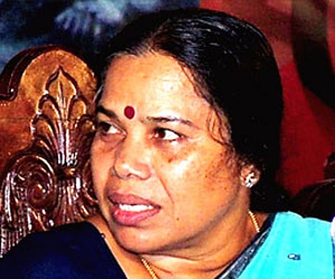 Kiliroor: Case against Sremathi