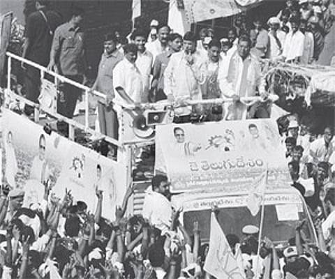 Top leaders descend on Telangana heartland