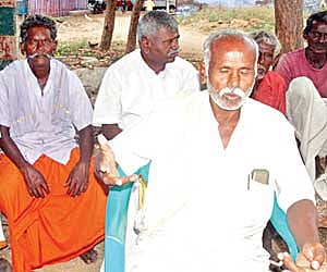 Ponniah, a Dalit ex-serviceman from Uthapuram village of Theni Lok Sabha constituency, explaining the untouchability issue.
