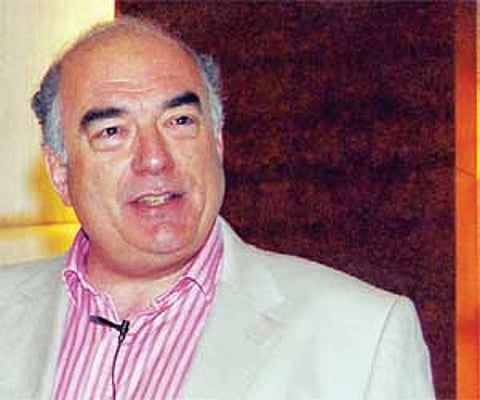 Dr Simon Boxall, Professor in Oceanographic Studies in Southampton University, delivers a lecture on climate change.