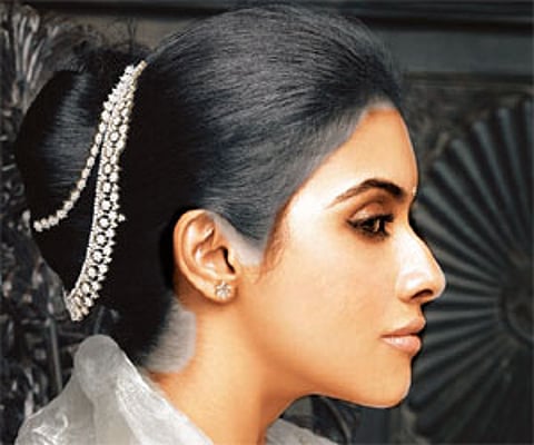 Asin scores in acting