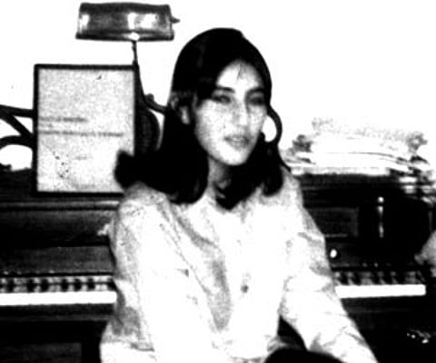 Photo made available by Linda Mottow-Lippa, a 16-year-old Benazir Bhutto at Linda home in Brookline, Mass. (AP/ PTI)