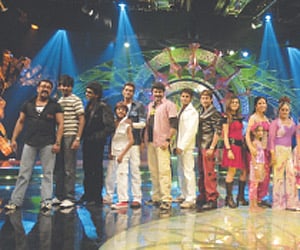 Boys vs Girls- The battle begins