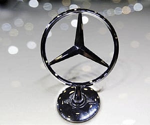 The radiator emblem of a Mercedes car is pictured before the Daimler's annual shareholder meeting in Berlin. (Photo: Reuters)