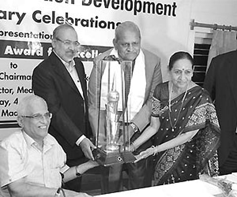 Award for Shankar Netralaya founder