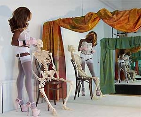 India's art fair ropes in big global galleries