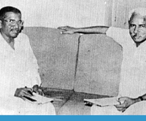 Vrindavanam Venugopalan with Y S Rajasekhara Reddy's father Y S Raja Reddy.