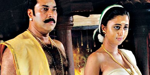 Mammootty and Kanika in 'Pazhassi Raja': EPS