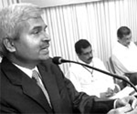 Kerala High Court Judge Justice K T Sankaran speaking after inaugurating the first Medical Trust course on ‘Pelvic Acetabular Fracture Fixation’ in Ko