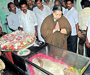 AIADMK flag designer passes away