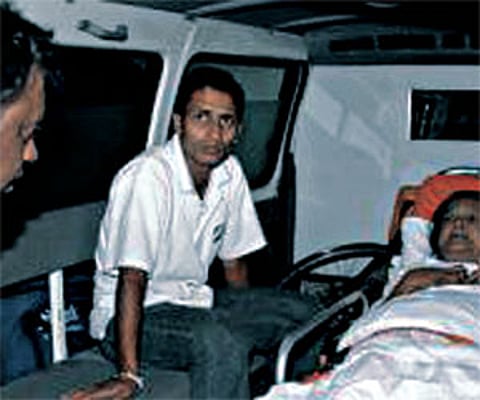 Parvathy Vellupillai (on the stretcher), the paralysed mother of Prabhakaran, being taken in an ambulence to Valvattithurai from Colombo on Saturday