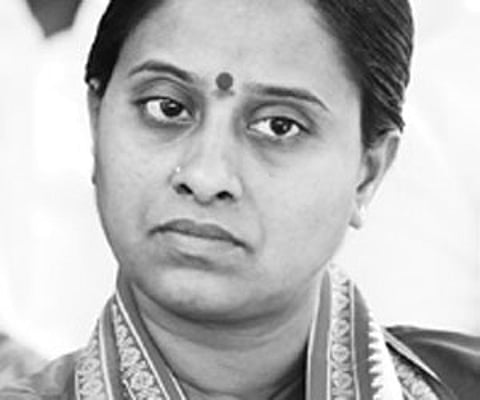 Errabelli driven by enmity with Konda couple?