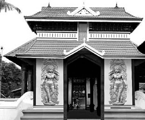 Opening of nadapanthal, temple gopuram tomorrow