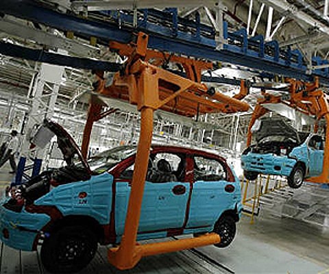 India's auto component industry is seen growing to nearly $40 billion from $19 billion by 2016. (File photo: Reuters)
