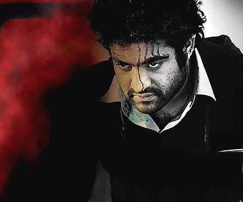 The poster of 'Oosaravelli'.