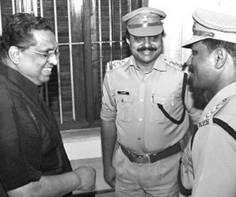 DGP Jacob Punnoose congratulating the policemen who nabbed the suspect in the Arya murder case, at police headquarters on Friday | EPS