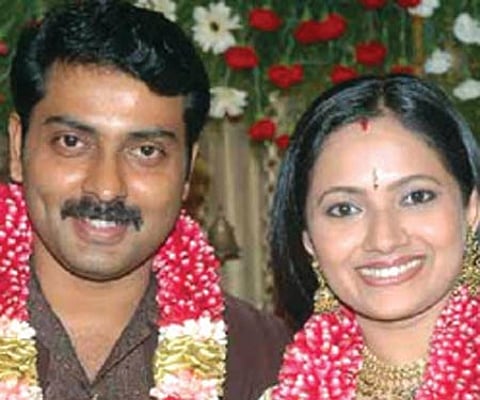 Actor Narain with his wife Manju Haridas (Express News Photo)