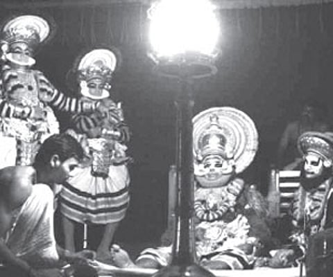 Kutiyattam round the year