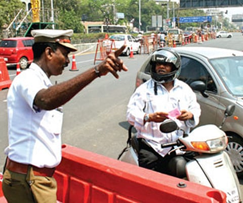 A picture of defective automatic door in an MTC bus