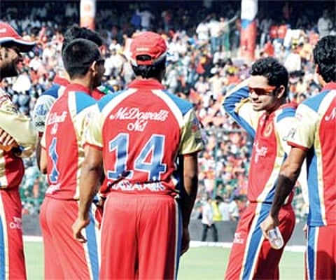 The face-off between the locals and the police at Mulanthuruthy on Friday (File picture)