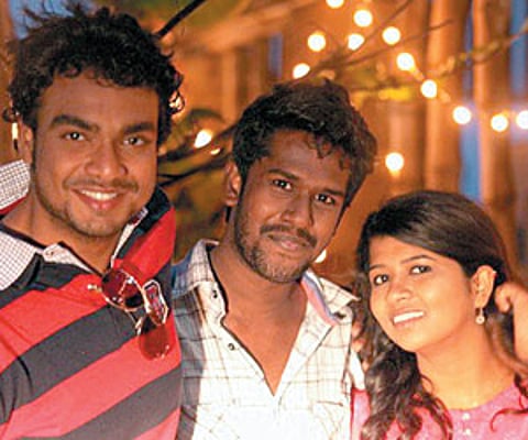Sttudent director Dwarakhanath (centre) with lead actors Nischala and Saranya |ENS