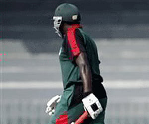 Kenyan batsman Steven Tikolo. (AP Photo)