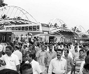The crowd which turned up for the inauguration of the first phase of the Vyttila Mobility Hub on Saturday| Express Photo/PK Jeevan Jose.