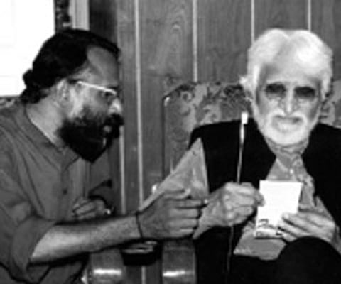 Artist Sasikumar with M F Husain during the making of his documentary.