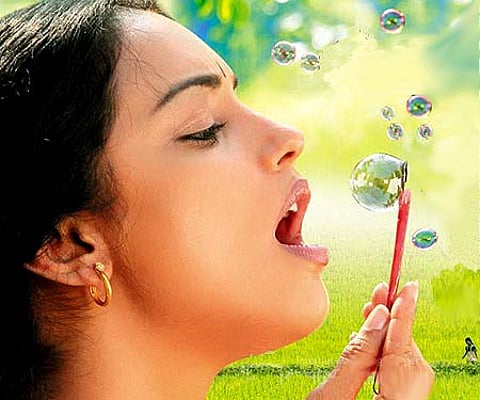 The poster of 'Rathinirvedham'.