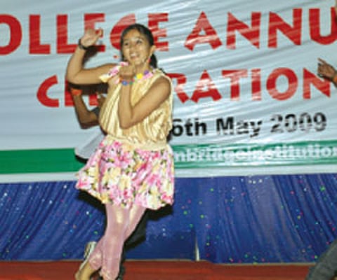 Actor's juniors did her homework