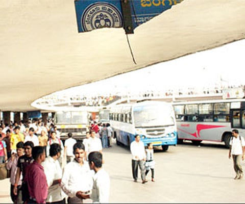 Broken platform information board at the Majestic bus stop | SURESH NAMPOOTHIRI