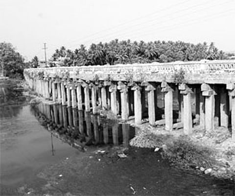Wellesly Bridge constructed by Dewan Purnaiah (inset) across river Cauvery in Srirangapatna| S Udayshankar