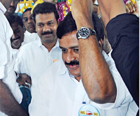Deepak Dev, wife Smitha, daughters Devika and Pallavi with their pet