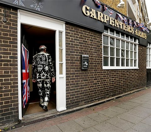 London's Cockneys compete for Olympic attention