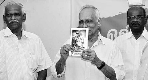 Book on Olympian Simon Sunderraj released