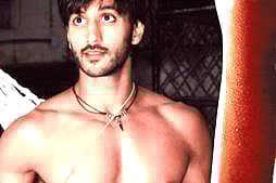 Six pack mania sweeps Sandalwood