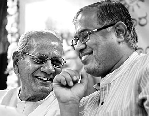 V K Gokak award presented to Gurulinga Kapse