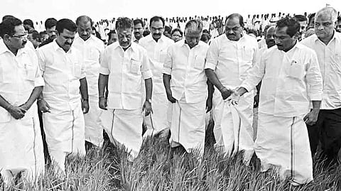 Disburse relief before Pongal: Delta farmers