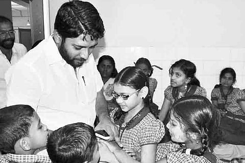 Itching seed prank by striking staff lands students in Hospital